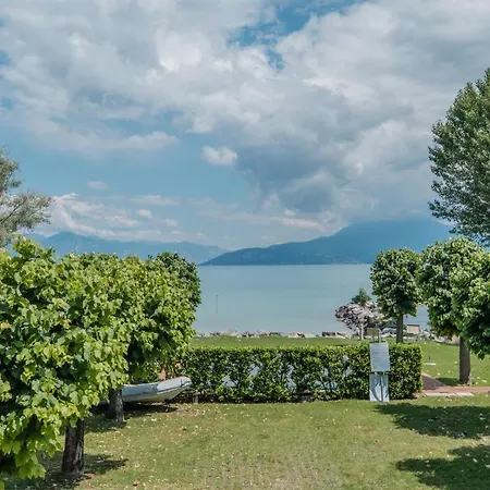 Casa Lugana 8 - Monolocale Con Piscina Fronte Appartamento Sirmione